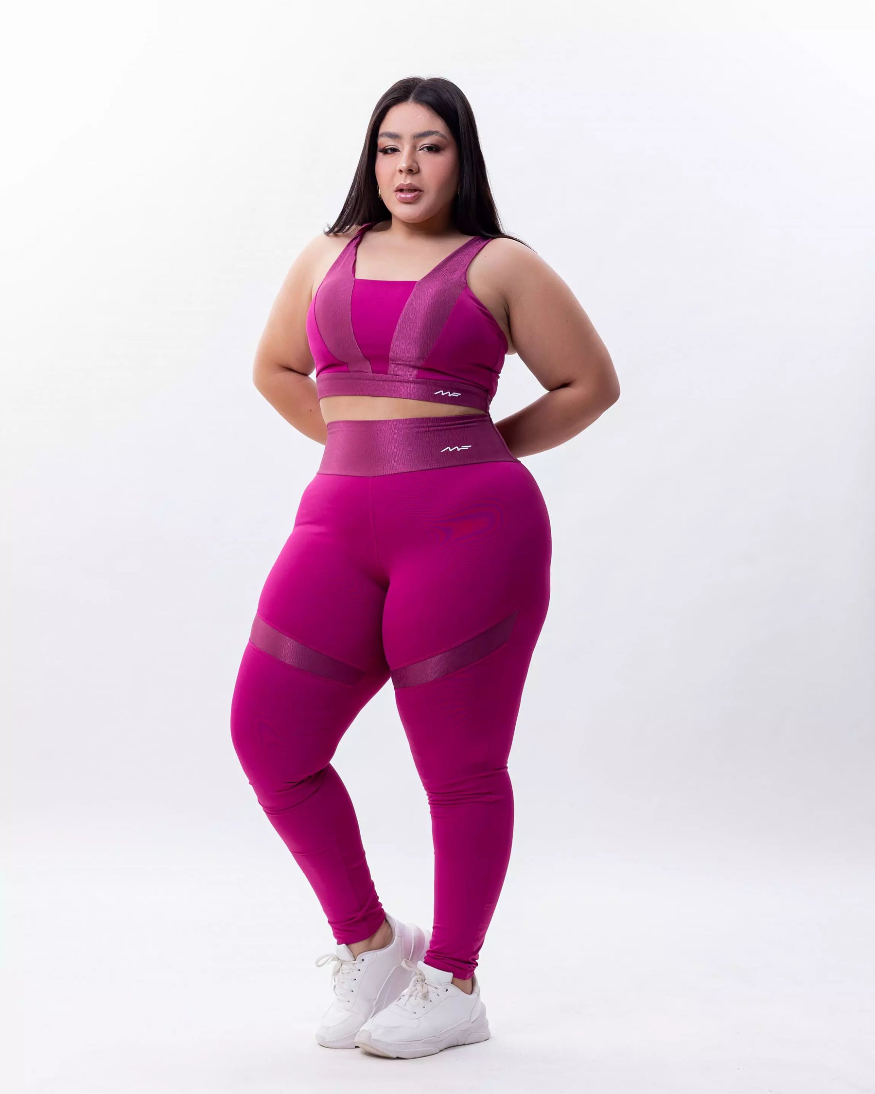 Conjunto plus size canelado de alta gramatura com top alça resistente e calça cós alto